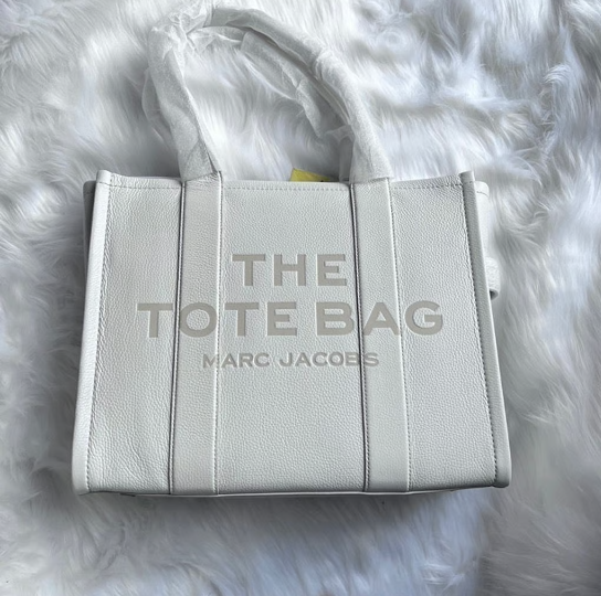 Marc Jacobs The Leather Large Tote Bag